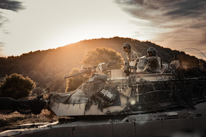 Autonomia strategiczna Europy zyskuje poparcie Polaków. Aż 64% badanych za autonomią kontynentu [SONDAŻ]