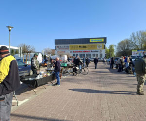 Giełda Staroci i Różności w Starachowicach (25.04.2026)