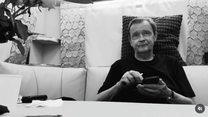 Jan Frycz na nagraniu Krzysztofa Skoniecznego