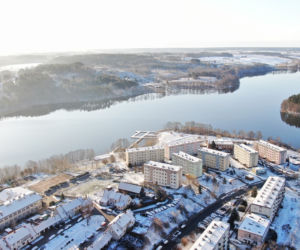 Śnieg przykrył Warmię i Mazury. Pogoda płata figle