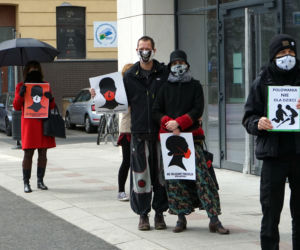 Czarny protest przeciwko całkowitemu  zakazowi aborcji