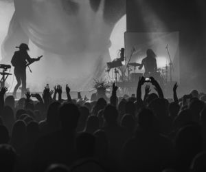 IAMX ponownie w Polsce! W marcu 2026 zagra w gdańskim Klubie Parlament