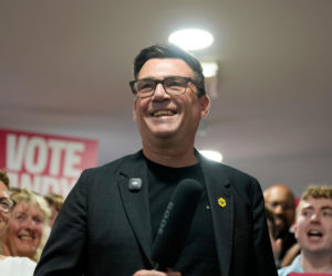 Andy Burnham został w poniedziałek 59. premierem Wielkiej Brytanii - potwierdził Pałac Buckingham