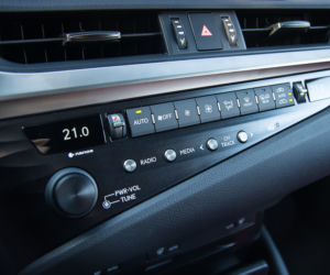 Lexus ES 300h F Sport