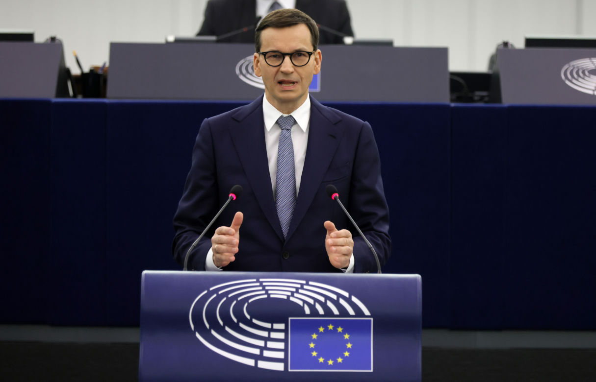 Mateusz Morawiecki na granicy z Białorusią