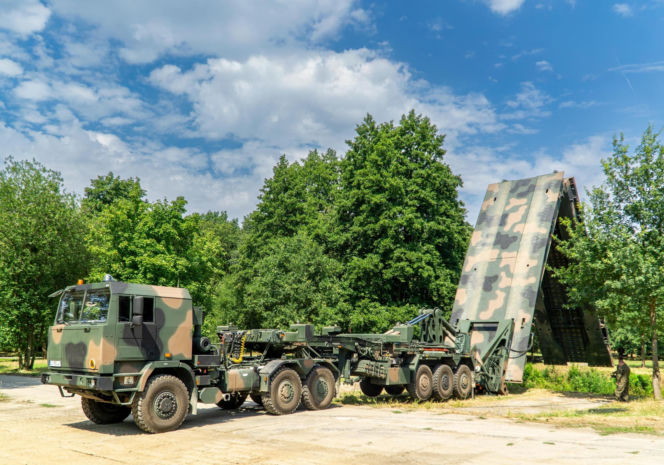 Kolejna Daglezja MS-20 odebrana. Wojsko polskie z nowym mostem towarzyszącym