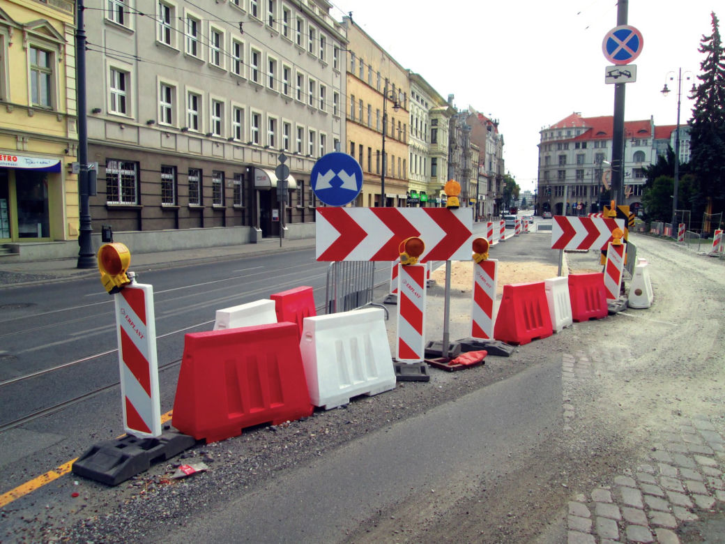 Budowa peronu wiedeńskiego na ostatniej prostej. Jak przebiegają prace? [ZDJĘCIA]
