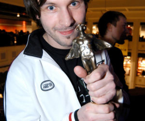 Siłacza śpiewała cała Polska, potem zniknął. Co po 20 latach porabia Marcin Rozynek?