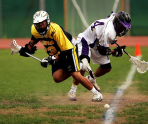 Lacrosse zyskuje popularność w Krakowie. Na czym polega ta gra?