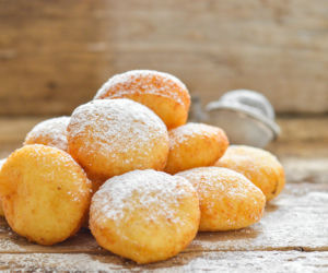 Baci di ricotta – przepis na pączki z serka ricotta na tłusty czwartek
