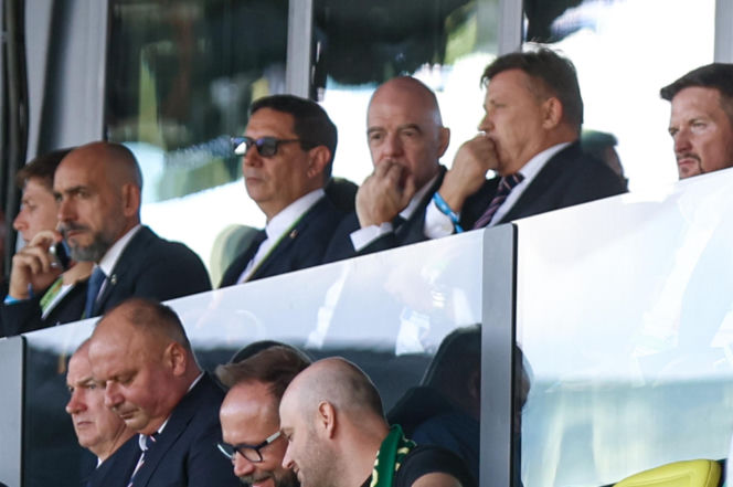 Cezary Kulesza wita Gianniego Infantino