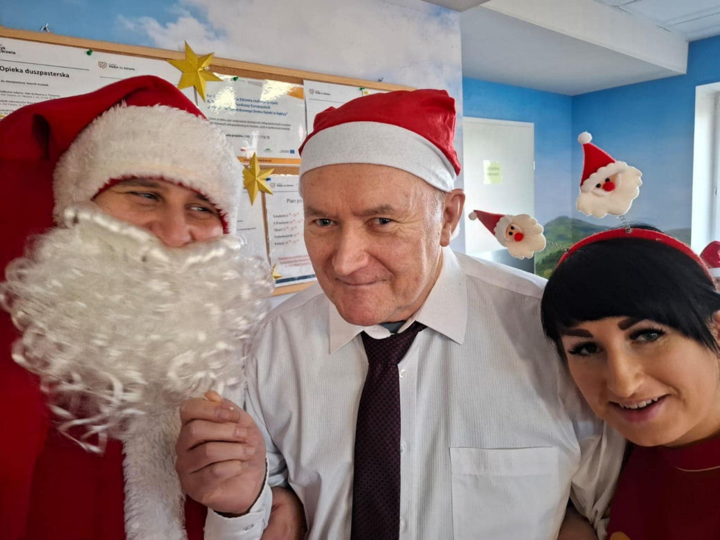 Mikołaj odwiedził seniorów
