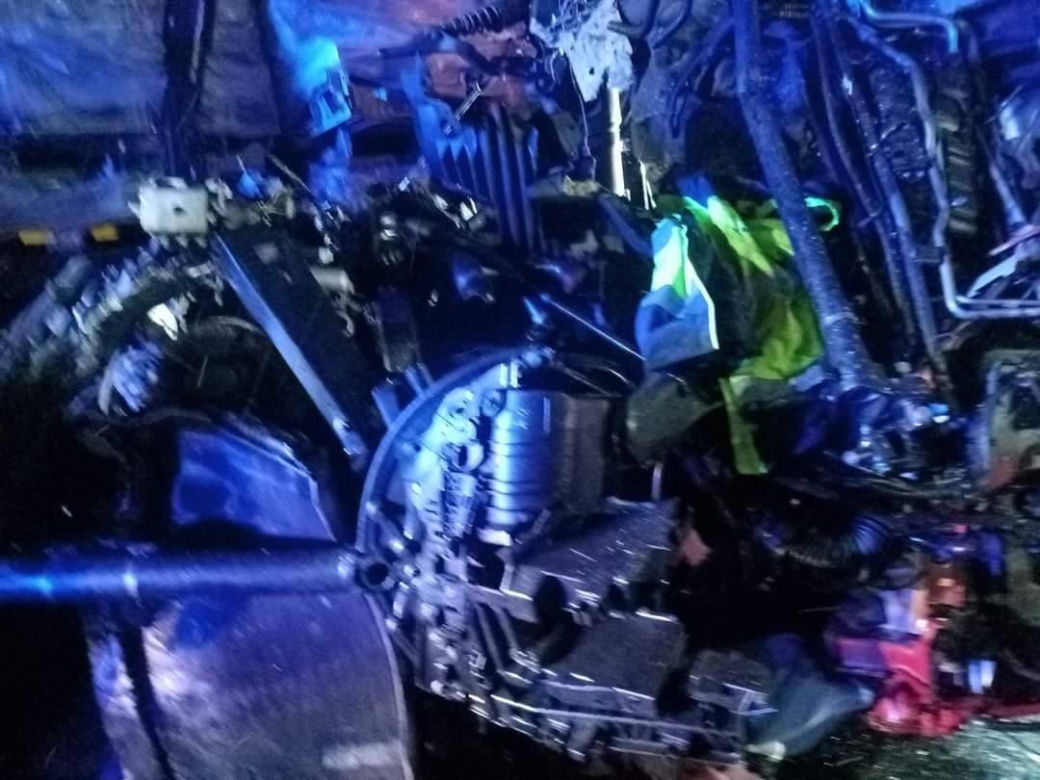 Dramatyczny wypadek na autostradzie A1. Doszło do zderzenia dwóch ciężarówek. Droga jest całkowicie zablokowana. Utrudnienia mogą potrwać kilka godzin
