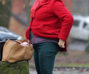 Katarzyna Bosacka w parku