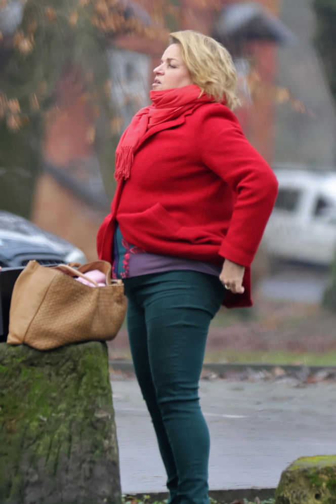 Katarzyna Bosacka w parku