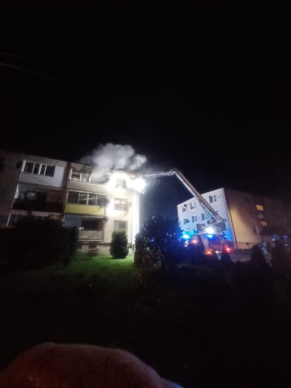 Nocny pożar w Działdowie, 49-latek ratował się skacząc z okna