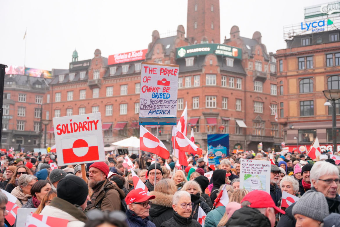 Tysiące ludzi na ulicach Kopenhagi. Masowe protesty przeciwko Trumpowi