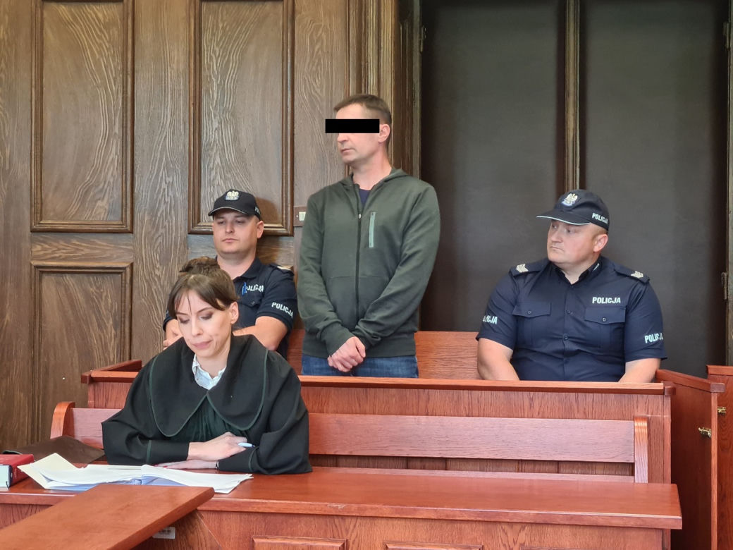 Leżajsk: tasakiem odciął  Maksowi dłoń. Proces Marka T. [GALERIA] 