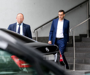 Premier drży o ojca