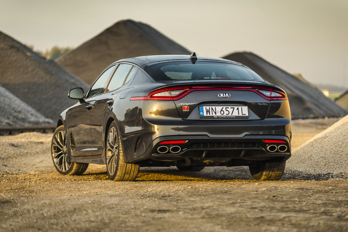 Kia Stinger 2.0 T-GDI 245 KM 8AT RWD GT Line