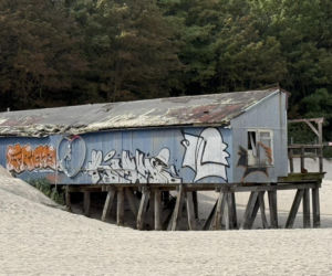 Ruina na plaży czyli zabytkowe kąpielisko Morskie Oko w Kołobrzegu
