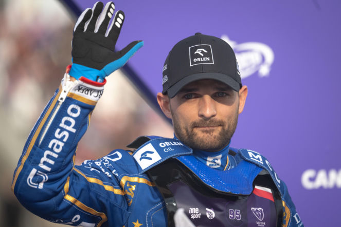 GP Danii w Vojens: Zawody storpedowane, koszmar Bartosza Zmarzlika! Nie do wiary