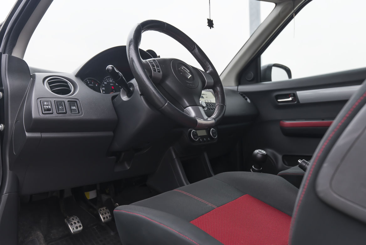 Suzuki Swift Sport 1.6 VVT 125 KM MT5