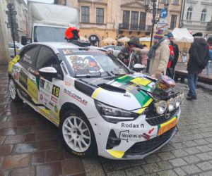 34. finał WOŚP w Krakowie. Legendarne pojazdy ZŁOMBOL na Małym Rynku