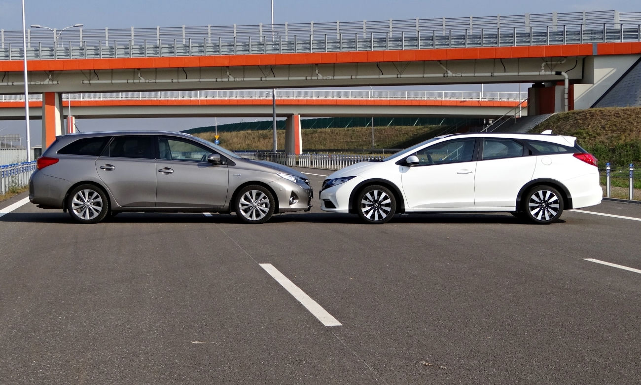 Toyota Auris Touring Sports vs. Honda Civic Tourer