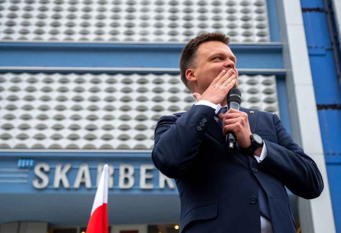 Hołownia ma kobiecy atom 