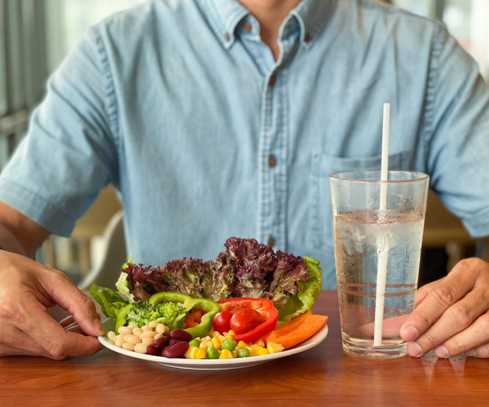 Zawsze masz ochotę na słodkie po obiedzie? Brakuje ci jednego składnika, który hamuje skoki cukru