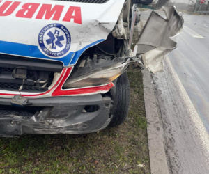 Poznań: Wypadek z udziałem karetki! Ku przestrodze