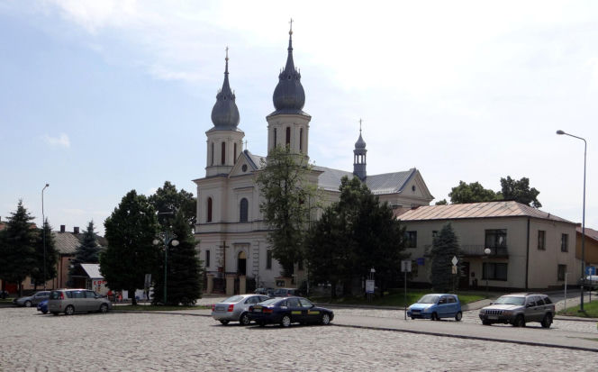 To jedno z najciekawszych miast w Małopolsce. Sąsiaduje z Krakowem, kiedyś było osadą myśliwską