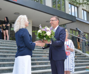 Olsztyn. Niezwykłe przejście dla pieszych. Zamiast zebry jest... klawiatura fortepianu! [ZDJĘCIA]