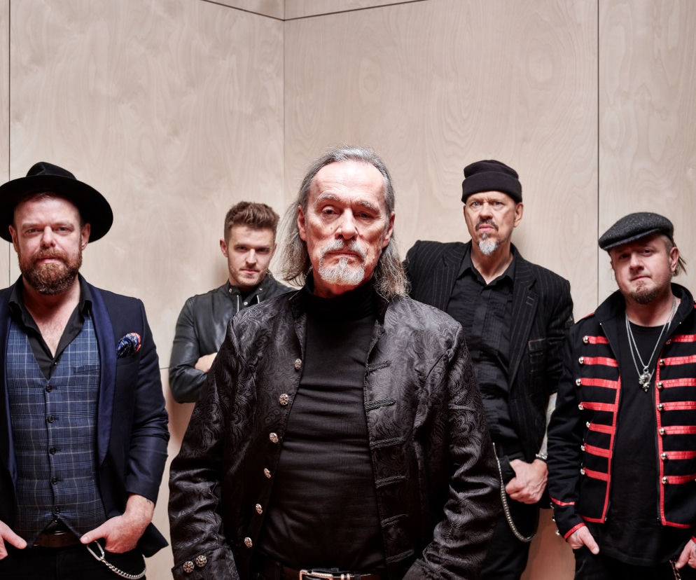 THE HELICOPTERS - ZESPÓŁ, KTÓRY POWSTAŁ NA 40-LECIE KULTOWEJ PŁYTY JOHNA PORTERA, ŻYCZY NAM „BIAŁYCH ŚWIĄT”