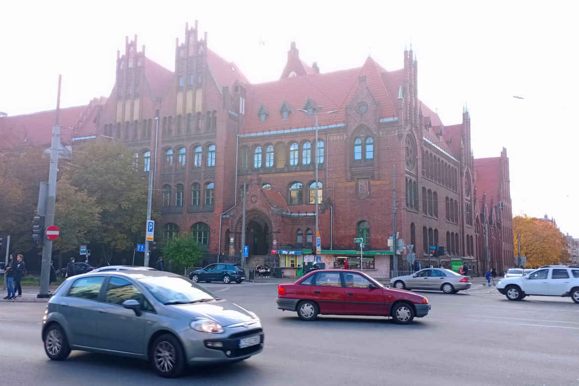 Czołg wjechał w grupę dzieci! Władze ukrywały tragedię w centrum Szczecina