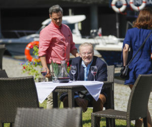 Pierwsza miłość po wakacjach 2019. Melka (Ewa Jakubowicz), Łukasz Magnus (Jan Wieczorkowski), Olgierd Gwiazda „Wodnik” (Daniel Olbrychski)