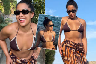 Patricia Kazadi wskoczyła w bikini i prężyła się na schodach. Co za widoki!
