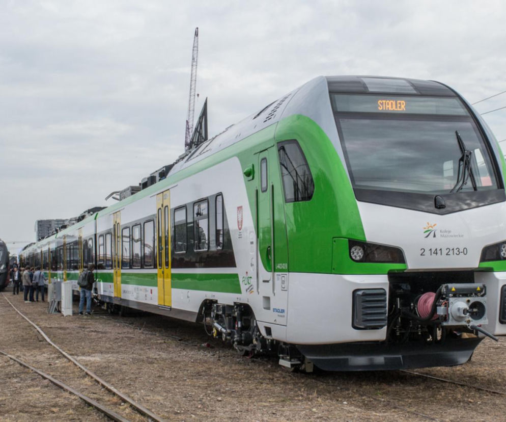 Pociąg Kolei Mazowieckich - zdj, ilustracyjne