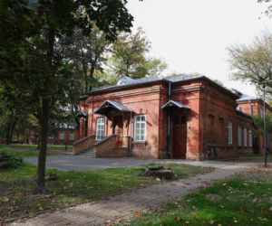 Warszawa dawniej i dziś. Szpital Ujazdowski