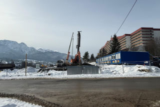 Gigantyczny kompleks termalny budują na zboczu Gubałówki. Projekt stawia na dialog z otoczeniem. Trwają prace