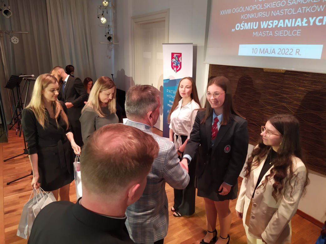 Laureaci i wyróżnieni w konkursie "Ośmiu Wspaniałych" w Siedlcach w 2022 roku - fotorelacja