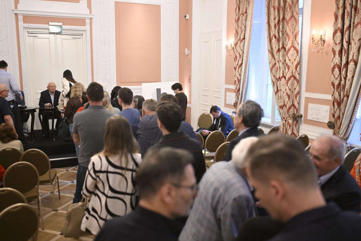 Spotkanie autorskie dotyczące książki "Alfabet Millera"