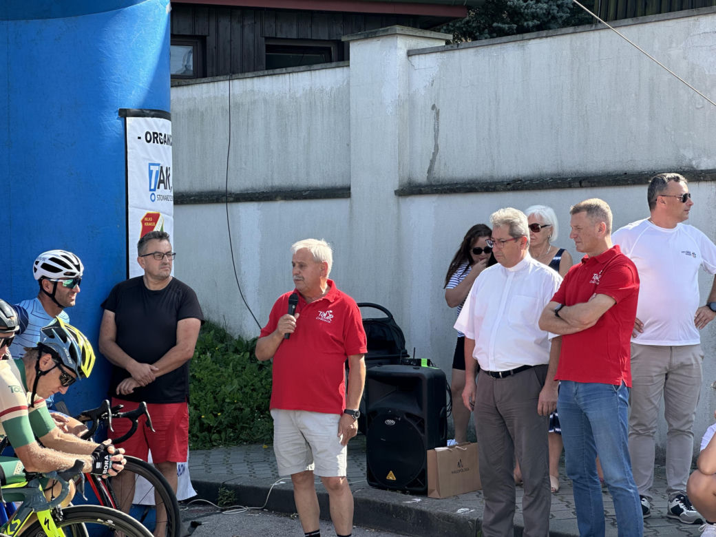 Sportowa rywalizacja i wspólne pomaganie. Za nami 8. edycja Tour de Cracovia Amatorów! 