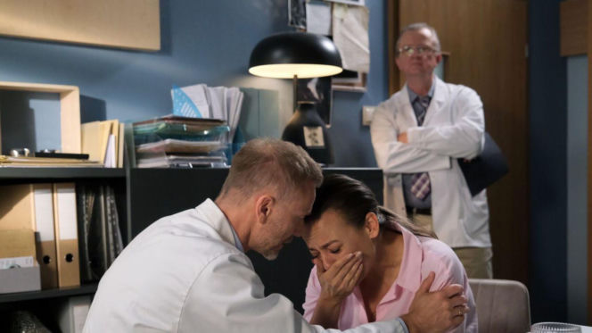 M jak miłość odc. 1893. Magda (Anna Mucha), Andrzej Budzyński (Krystian Wieczorek)