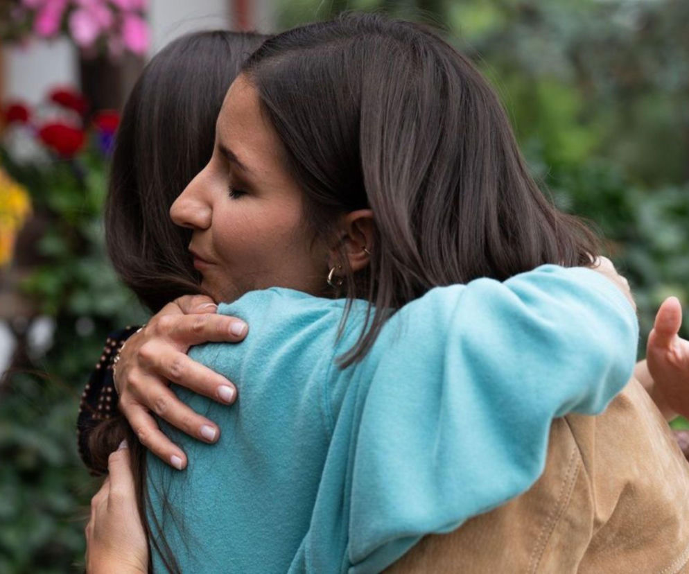 M jak miłość, odcinek 1895: Stalker Agnes niespodziewanie zjawia się w Lipnicy, a Marcin od razu po powrocie z podróży poślubnej bierze sprawę w swoje ręce