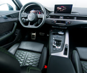 Audi RS4 Avant B9 2.9 TFSI V6 450 KM Tiptronic quattro