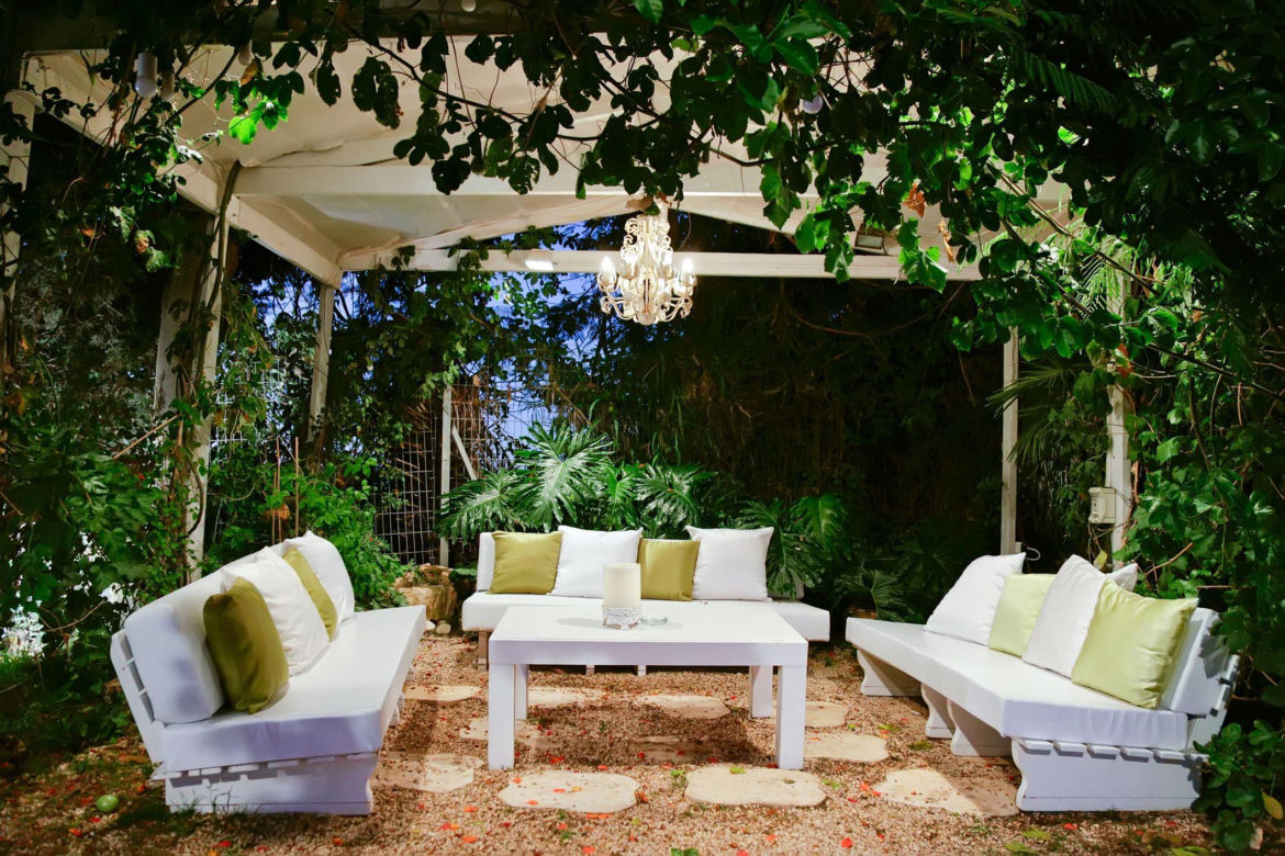 Patio w ogrodzie
