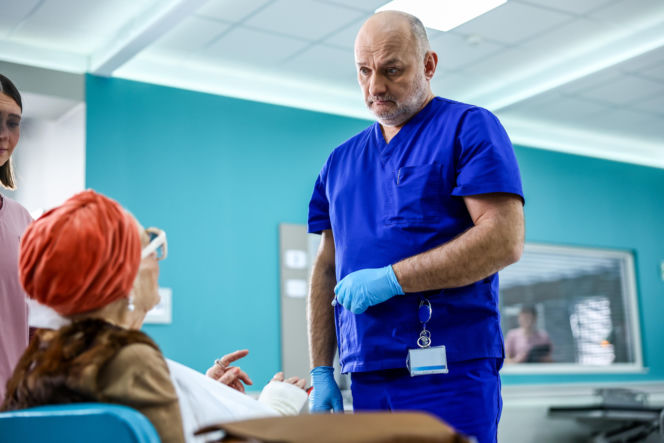 Szpital św. Anny, odcinek 100: Awaria zasilania w szpitalu! Lekarze podejmują dramatyczną walkę o życie pacjentów