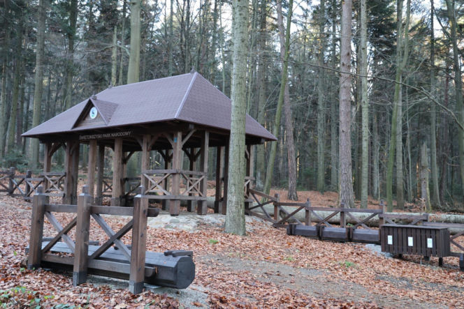 Nowa brama do królestwa Łysicy. Inwestycja w Świętej Katarzynie podnosi standardy turystyki w ŚPN